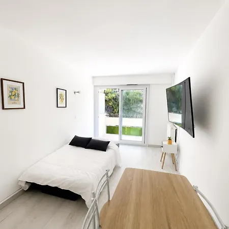 Apartment Cosy Proche Et Centre